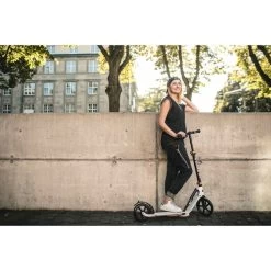 HUDORA BigWheel Style 230, Scooter -Bester Spielwaren Geschäft HUDORA BigWheel Style 230 Scooter@@1soufs04 9