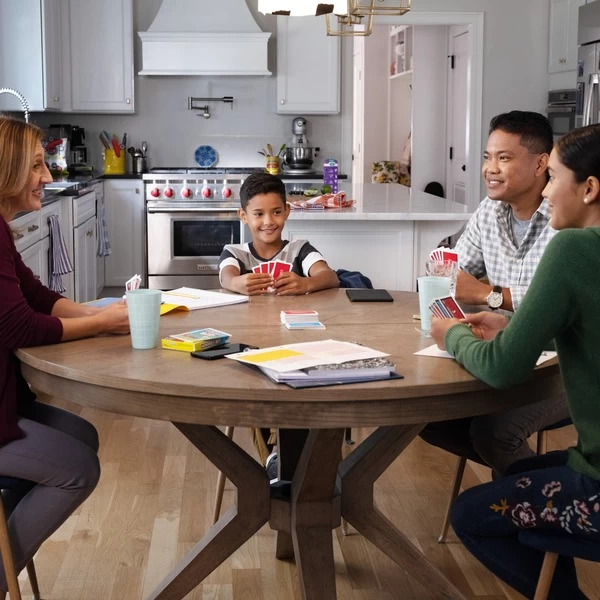 Hasbro Monopoly Kids, Kartenspiel 18 Hasbro Monopoly Kids, Kartenspiel – Bild 16