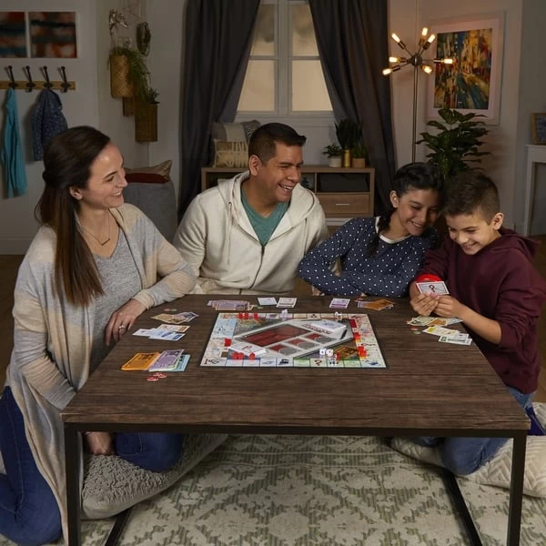 Hasbro Monopoly Falsches Spiel, Brettspiel 10 Hasbro Monopoly Falsches Spiel, Brettspiel – Bild 8